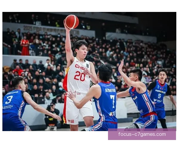 中国男篮备战世界杯关键热身赛全面打响引发球迷高度关注冲刺梦想