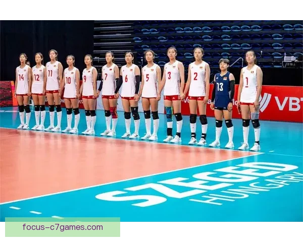 中国女排逆转夺冠刷新历史纪录全场观众沸腾庆祝辉煌胜利 中国女排逆转夺冠刷新历史纪录全场观众沸腾庆祝辉煌胜利