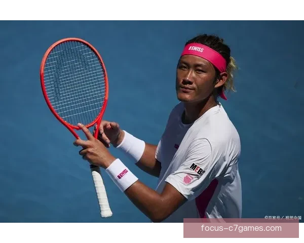 网球赛事激烈角逐 年度排名前十选手谁能脱颖而出